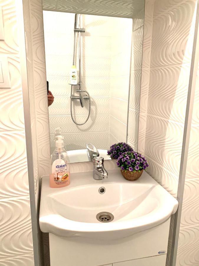 Casa Iris Center Hotel Sibiu Luaran gambar